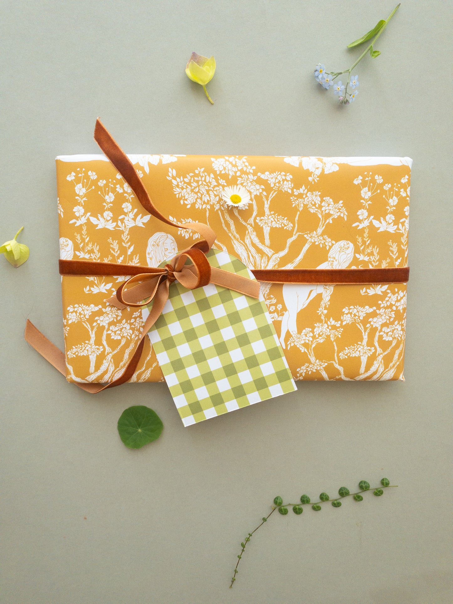 Green Gingham Gift Tags