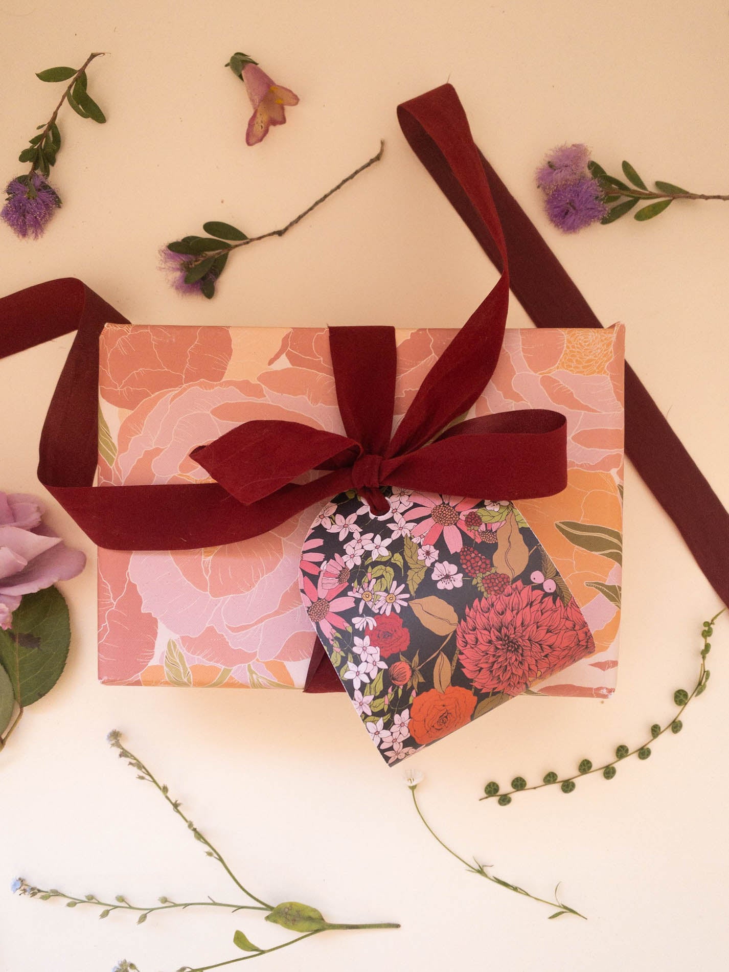 Down the Garden Path Gift Tags