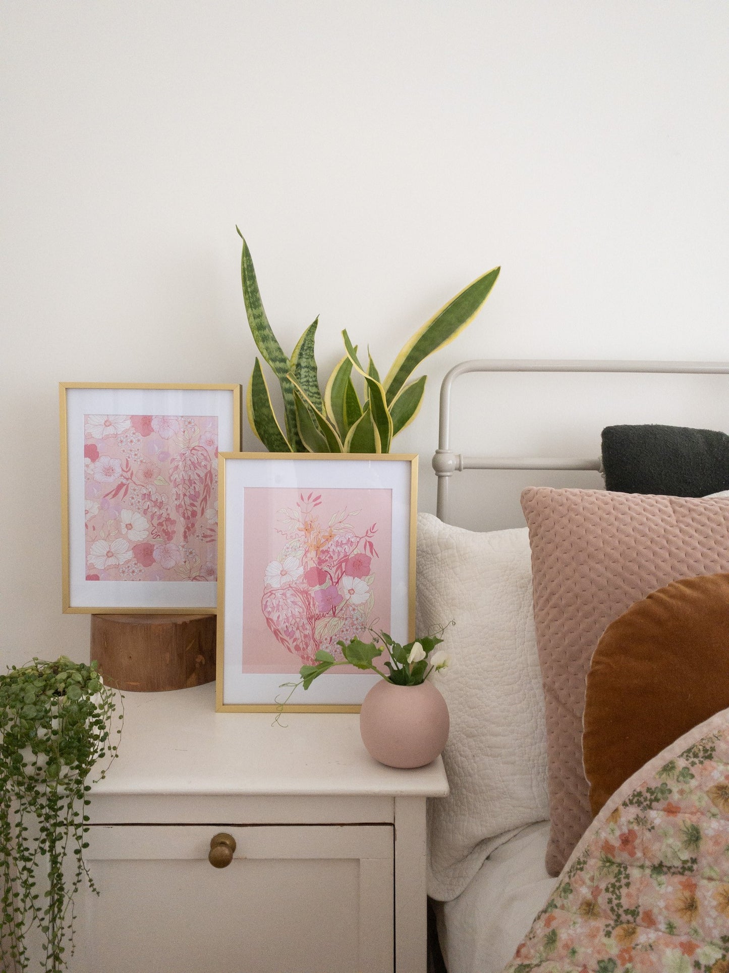 Wisteria Love Pattern Print