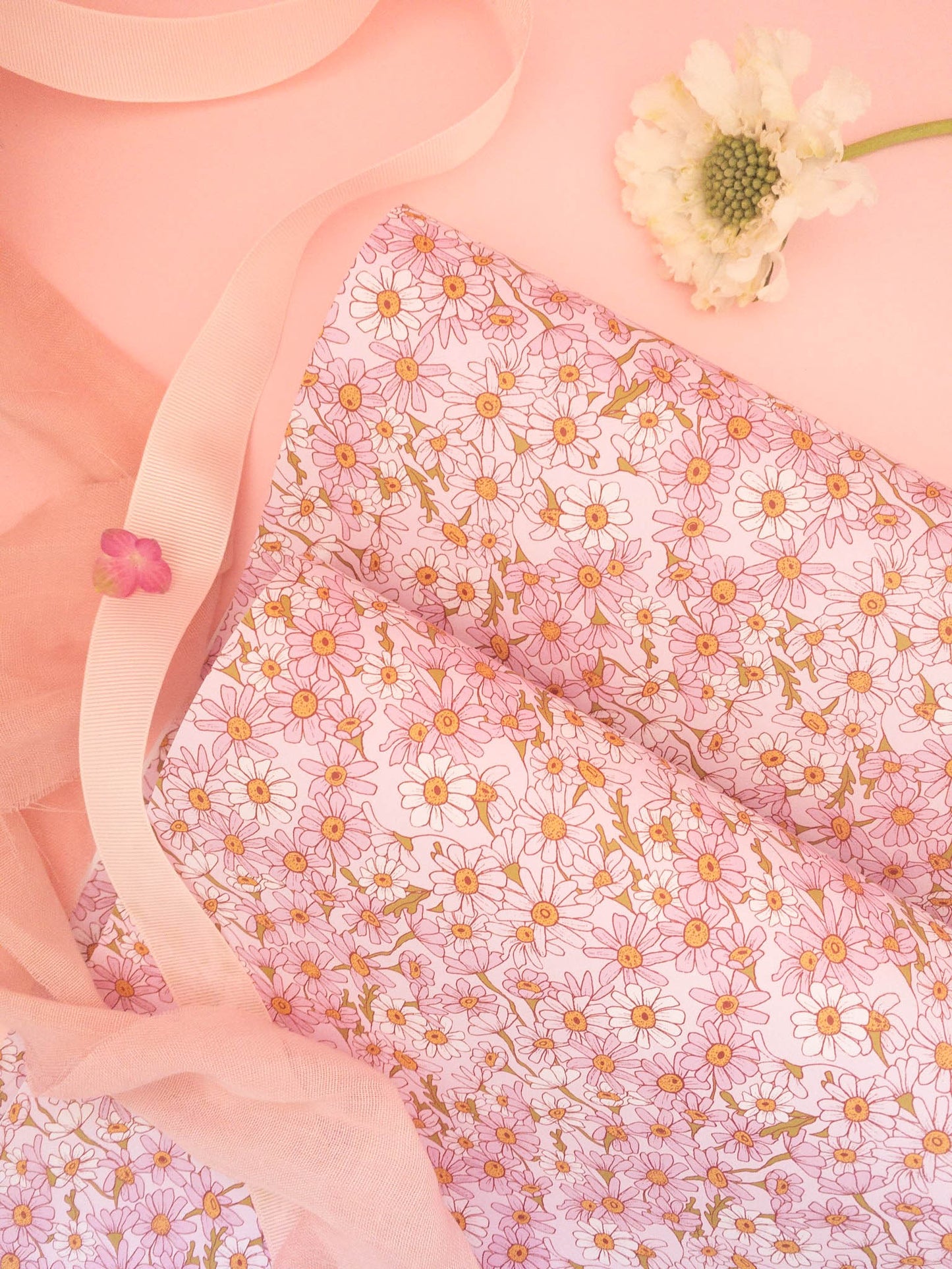 Pretty Chamomile Wrapping Paper