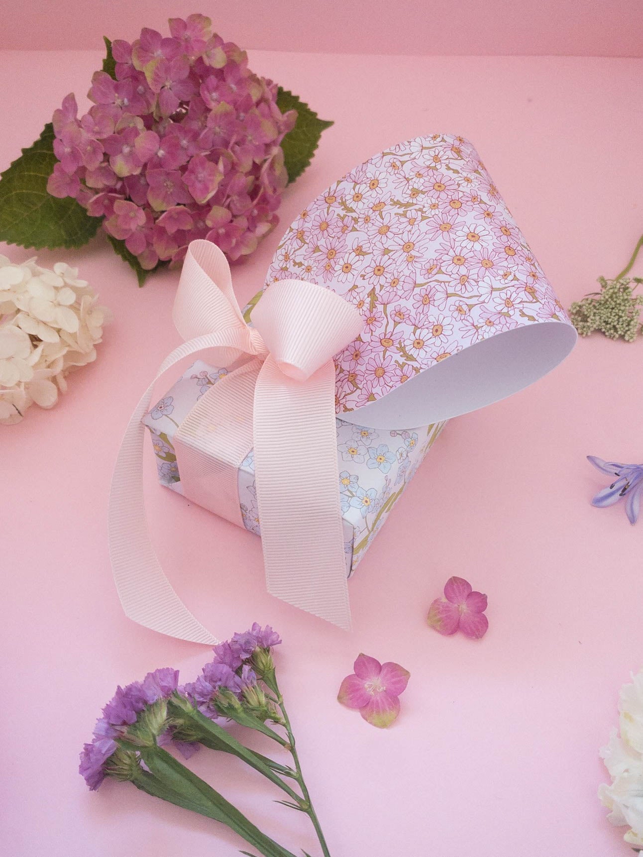 Pretty Chamomile Gift Tags